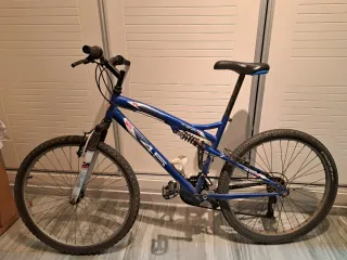 Bicicleta de Montaña Azul