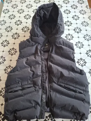 Chaleco acolchado negro Zara niño