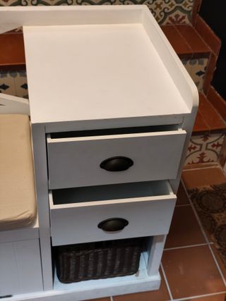 Banco zapatero 3 cajones y cesto ratán