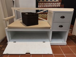 Banco zapatero 3 cajones y cesto ratán