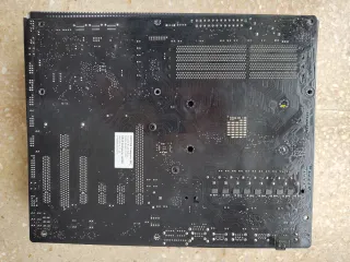 Placa Base Asus M5A99X EVO R2.0 AM3+ (No Funciona)