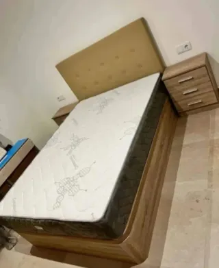 Canapés colchones mesitas cabeceros somiers