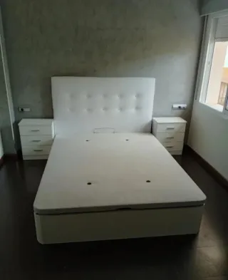 Canapés colchones mesitas cabeceros somiers