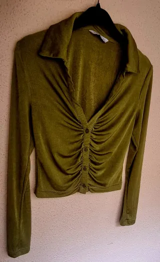 Camisa fruncida verde