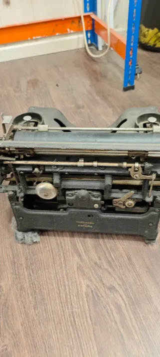 Hispano Olivetti M40 Máquina de Escribir