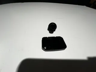 Tapa depósito líquido de frenos SVARTPILEN