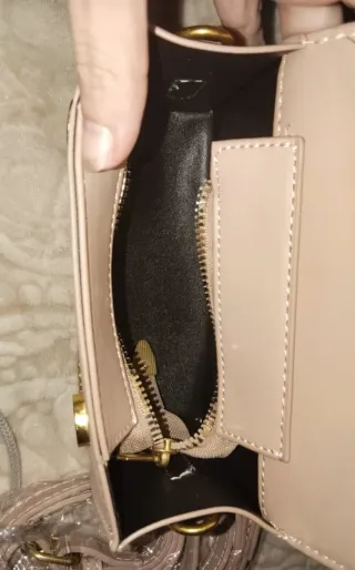 Borse a mano nere e rosa