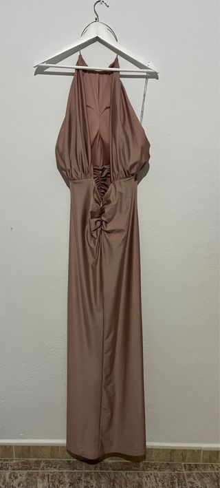 Vestido largo invitada beige/marrón