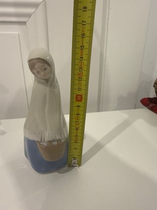 Figura Rex Valencia Niña Cesta