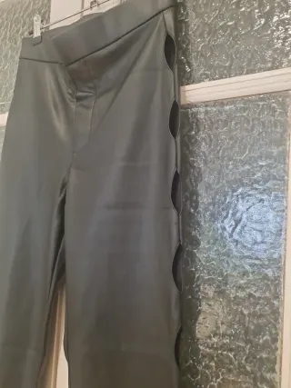 Pantalón Zara Negro Talla M