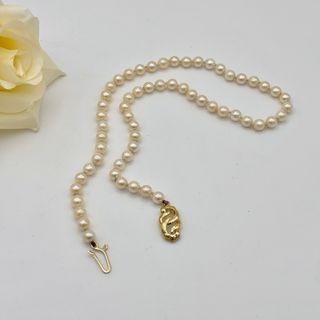 Collar de perlas con cierre de oro 18kt