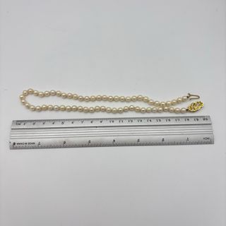 Collar de perlas con cierre de oro 18kt