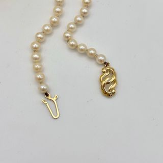 Collar de perlas con cierre de oro 18kt