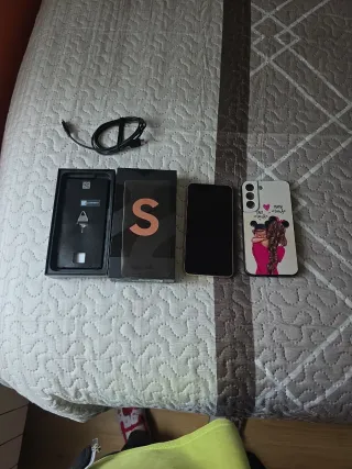 Samsung Galaxy S22 Rosa + Funda