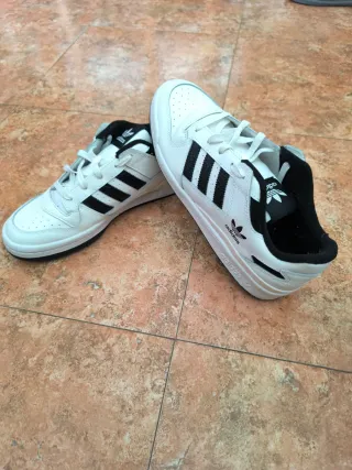 Zapatillas Adidas Forum Low CL Talla 43