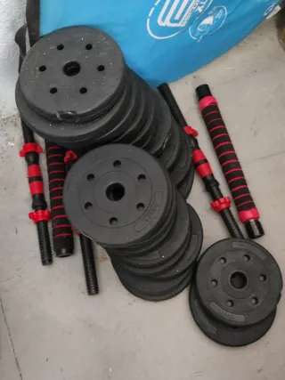 Mancuernas, pesas y barra 30kg