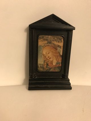 Pequeño altar Virgen