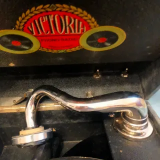 Tocadiscos Victor Antiguo Portátil