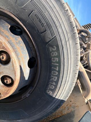 Rueda Dirección 285/70 R19.5