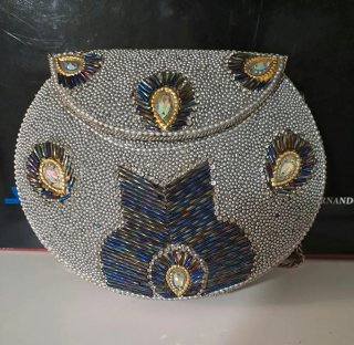 Bolso fiesta elegante multicolor y dorado