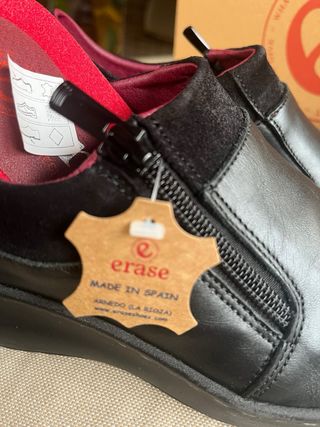 Zapatos planos piel negra erase talla 36