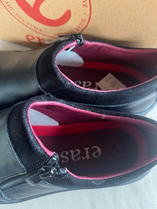 Zapatos planos piel negra erase talla 36