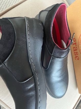 Zapatos planos piel negra erase talla 36