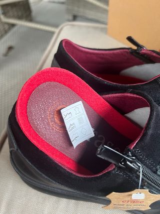 Zapatos planos piel negra erase talla 36