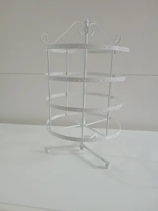 Scatola rotante per orecchini e collane