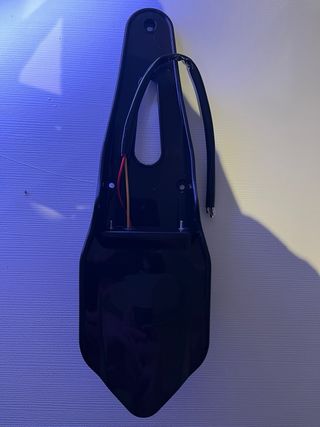 Portamatrículas corto luz roja NUEVO