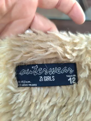 Abrigo rosa palo antelina con capucha