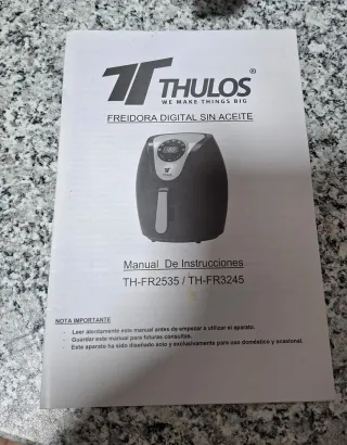 Freidora de Aire THULOS Negra