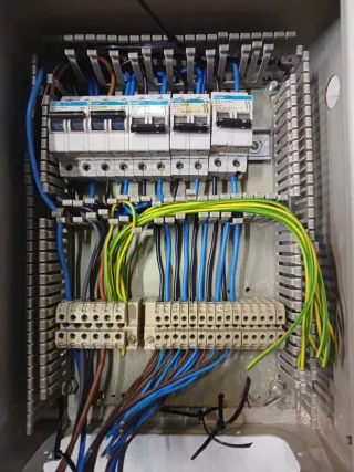 Cuadro Eléctrico Modular usado