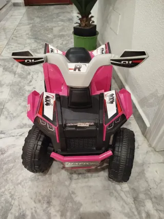 Moto eléctrica infantil 4x4 rosa