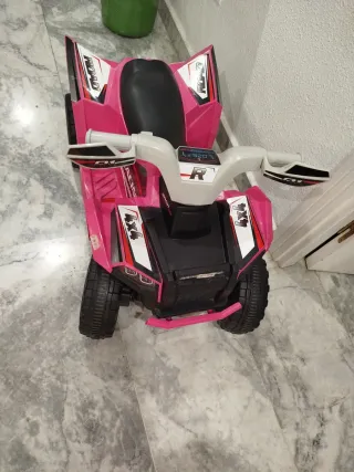 Moto eléctrica infantil 4x4 rosa