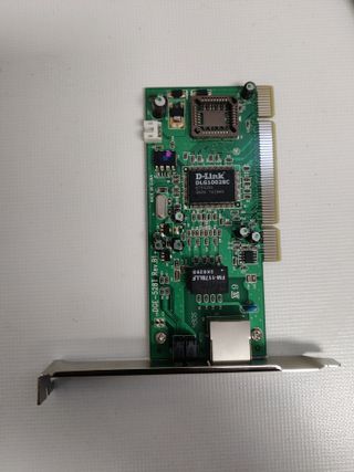 Tarjeta gráfica ASUS GT 610 otra USB y otra de red