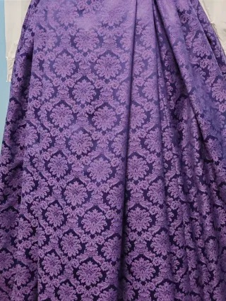 Falda adamascada regional morada 42/44
