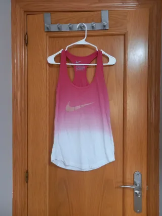 Camiseta Nike Talla XS Degradado Rosa Blanco