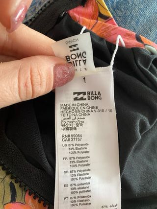 Bañador estampado floral manga larga Billabong