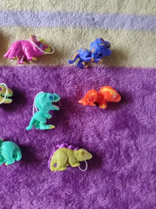 Figuras dinosaurios Kinder Jurassic world
