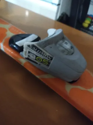 Esquís infantiles 90cm + Botas 18.5cm (número 29)