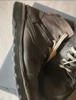 Scarponcini in pelle ingrassata marrone