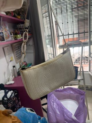 Bolso de hombro beige efecto piel cocodrilo