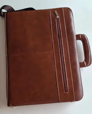Maletín ejecutivo marrón