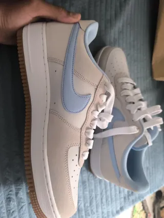 Nike Air Force 1 Beige y Blanco Nuevas