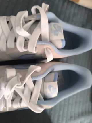 Nike Air Force 1 Beige y Blanco Nuevas