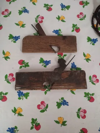 Cepillos de carpintero antiguos