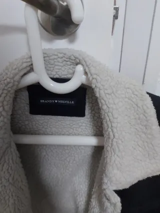 Cazadora negra forrada Brandy Melville Talla Única