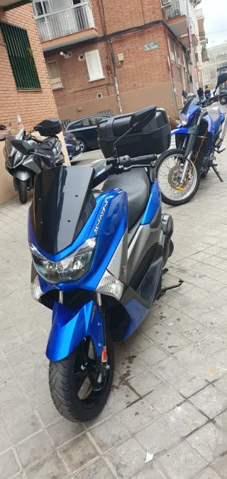 Yamaha NMAX 125 Azul