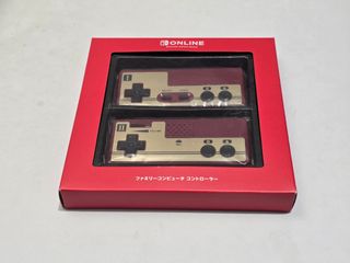 Controller Famicom - Nintendo Switch Online